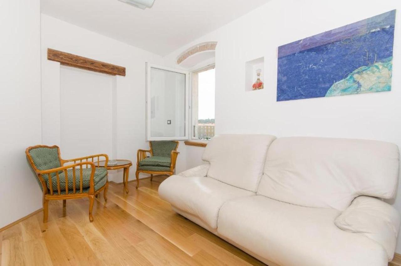 Augusta Apartment Rovinj Eksteriør billede